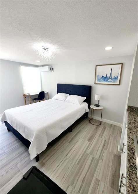 airbnb free parking on premises|Modern studio with free parking on premises. .